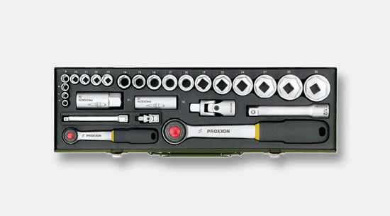 27-piece automotive socket set with 1/4'' and 1/2'' ratchets